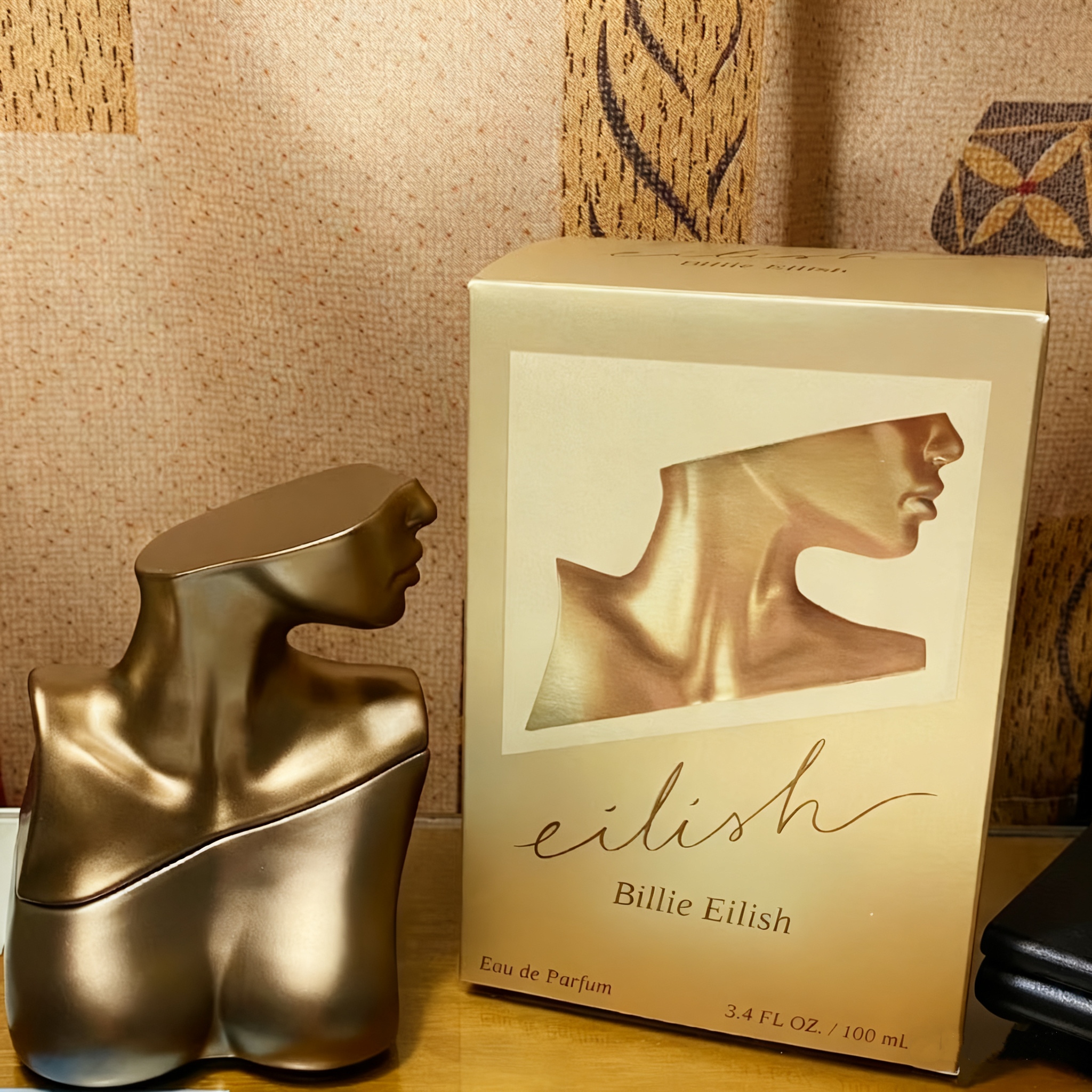 Billie Eilish Eau de Parfum Sp - Perfume Billie Eilish Fragrance のレビューと価格